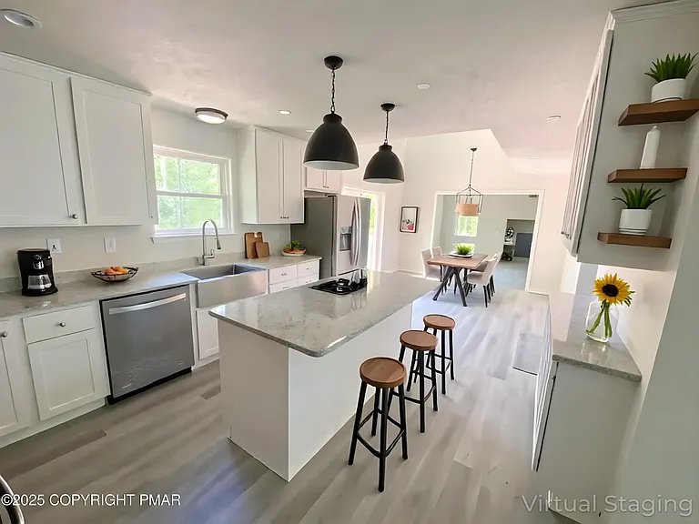 0d1842c15119c8c974f7e0ea40856226-cc_ft_768