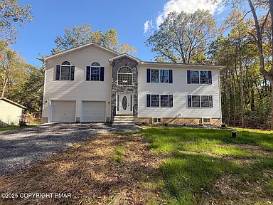 196 Dogwood Ln, Kunkletown