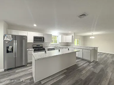 33c0421b268b496b45ced4a5de72ab5b-cc_ft_384