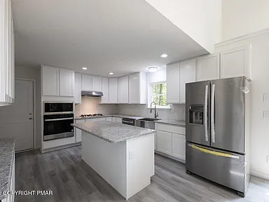 548845701a203ff3ba2560960cad7a83-cc_ft_384